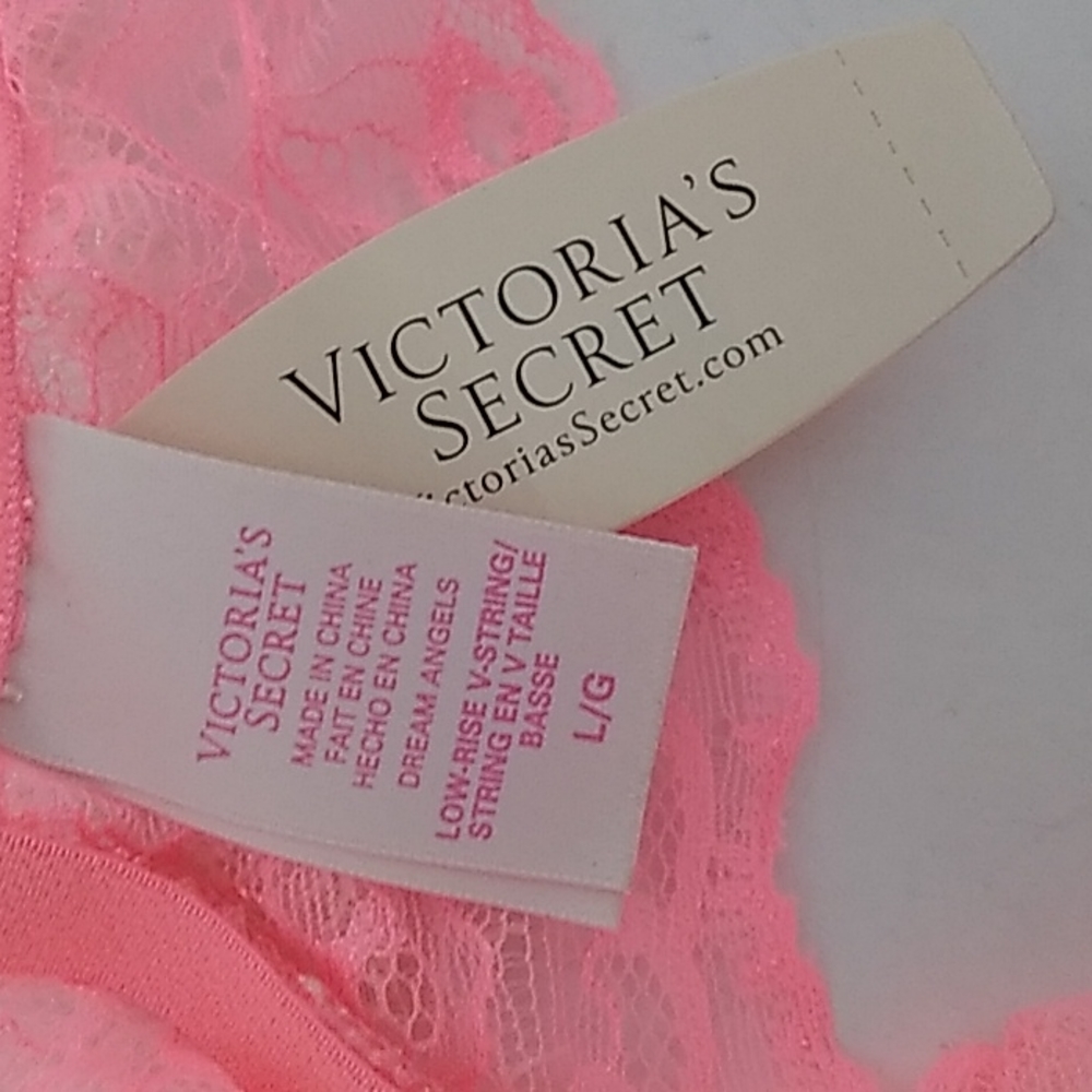 Victoria's Secret Low-Rise V-String Lace Blingy Panties - Picture 3 of 3